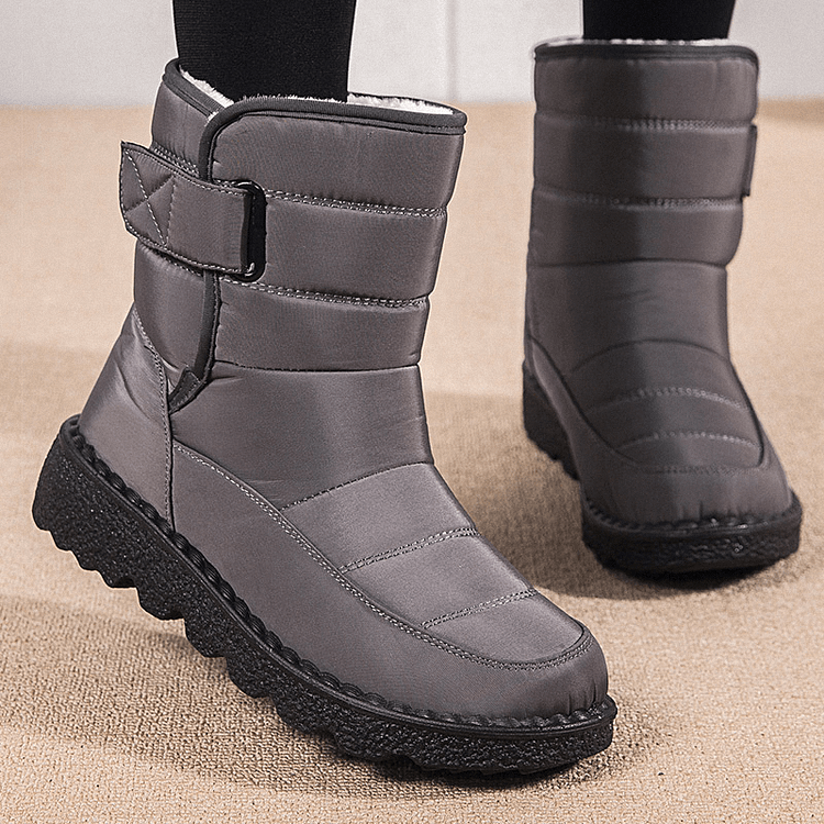 FrostShield – Rutschfeste Winterstiefel für Damen