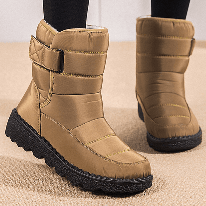 FrostShield – Rutschfeste Winterstiefel für Damen